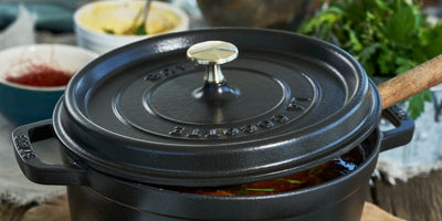 Staub cast iron Pans: tips for use