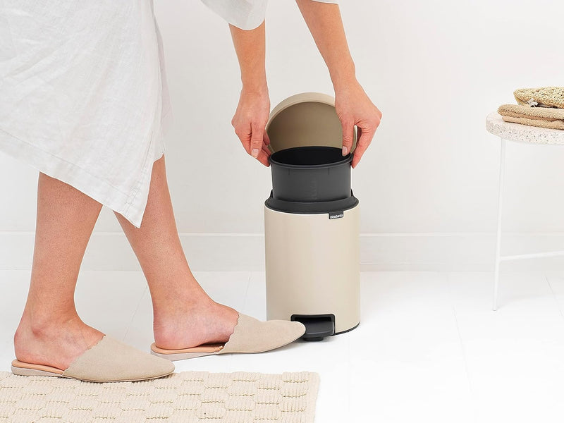 Pattumiera A Pedale NewIcon 3 Lt Soft Beige - Brabantia