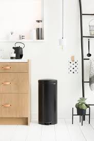 Newlcon Pattumiera A Pedale 30 Lt. Matt Black - Brabantia