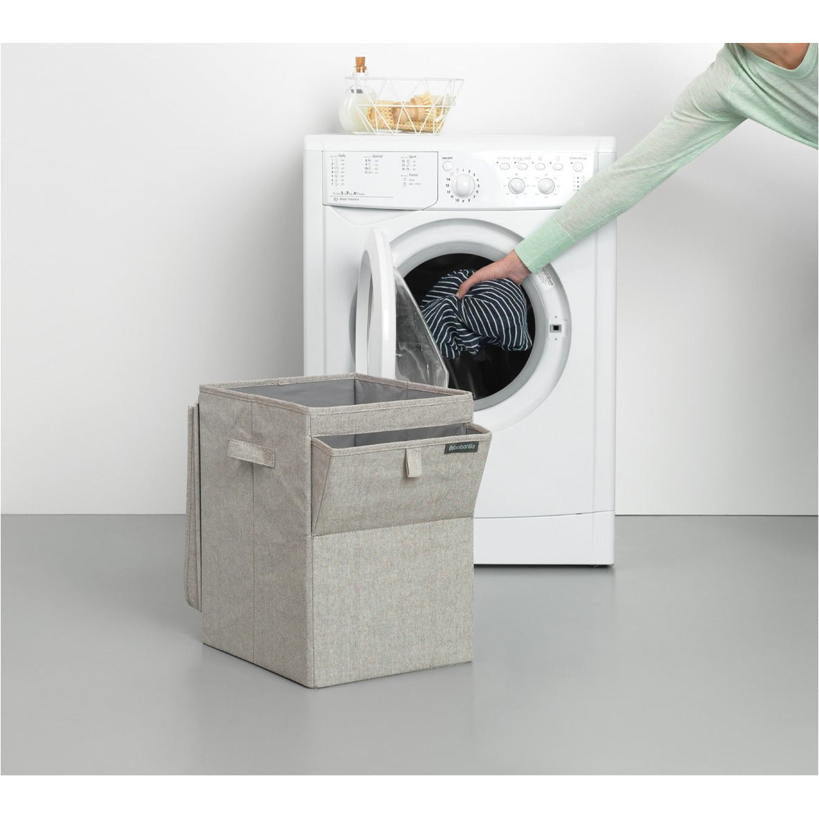 Box Biancheria 35L Grey Brabantia utilizzo